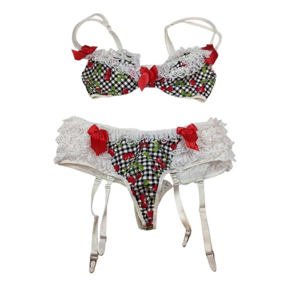 100% Babe Vintage Lingerie Set Bra Panties Garter Frilly Cherries Bows Size M